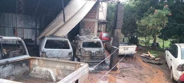 Un incendio afectó un taller mecánico en Virasoro durante la madrugada del miércoles,